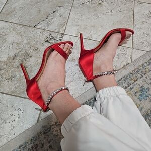 Jewel Badgley Mischka Heels Size 8.5